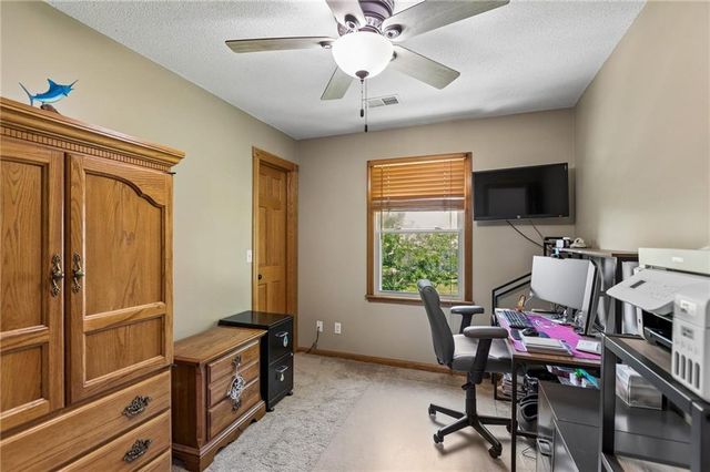 8712 N Lathrop Avenue, Kansas City, MO 64155
