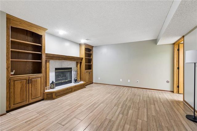 8712 N Lathrop Avenue, Kansas City, MO 64155