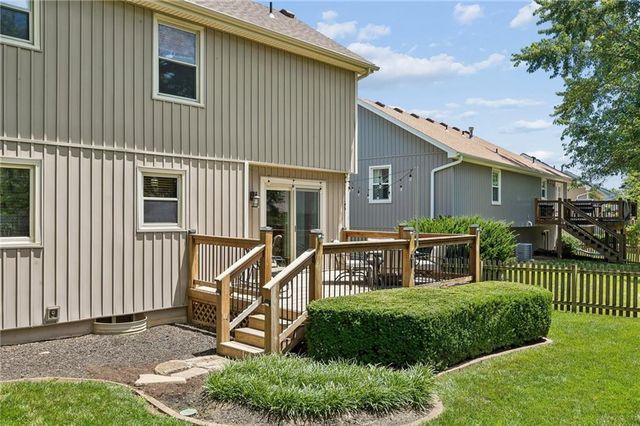 8712 N Lathrop Avenue, Kansas City, MO 64155