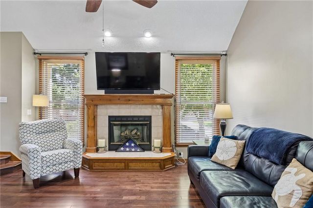 8712 N Lathrop Avenue, Kansas City, MO 64155