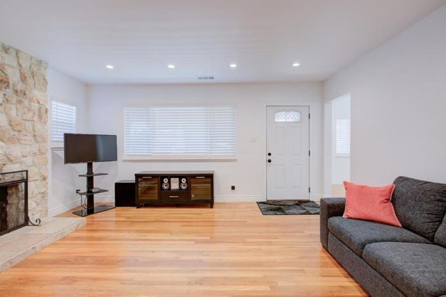 209 Mccreery Avenue, San Jose, CA 95116