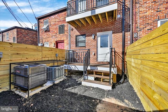 119 N POPPLETON ST, Baltimore, MD 21201