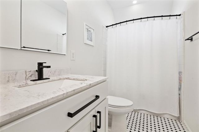 701 Coronado Street, Houston, TX 77009