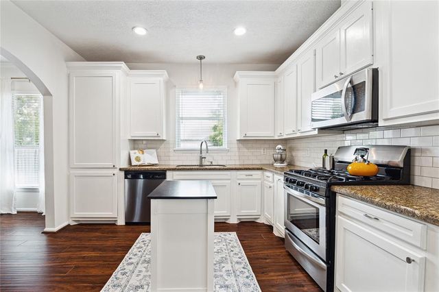 701 Coronado Street, Houston, TX 77009