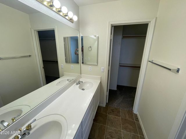 4725 E GOLDFINCH GATE Lane, Phoenix, AZ 85044