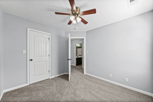 970 Dwight Eisenhower Way, Clarksville, TN 37042