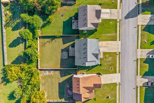970 Dwight Eisenhower Way, Clarksville, TN 37042