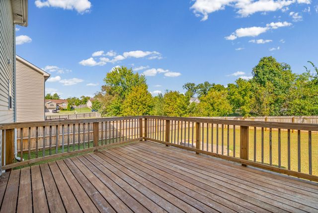 970 Dwight Eisenhower Way, Clarksville, TN 37042