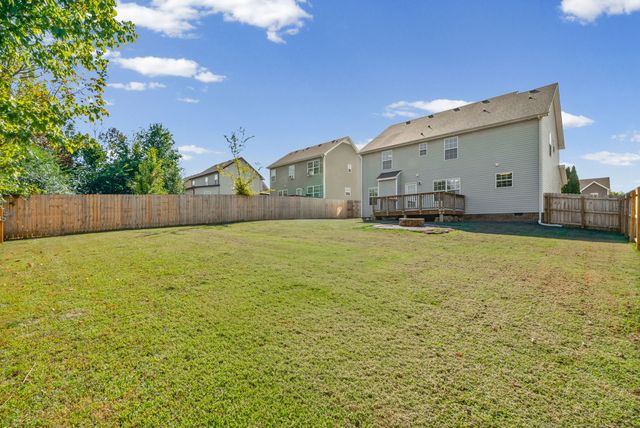 970 Dwight Eisenhower Way, Clarksville, TN 37042