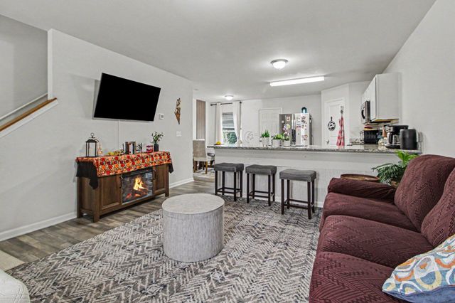 1646 Golfview Drive, Ypsilanti, MI 48198