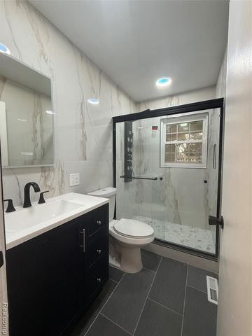 50 Shadyside Court, Saginaw, MI 48638