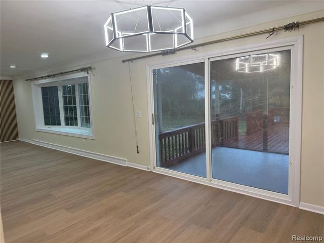 50 Shadyside Court, Saginaw, MI 48638