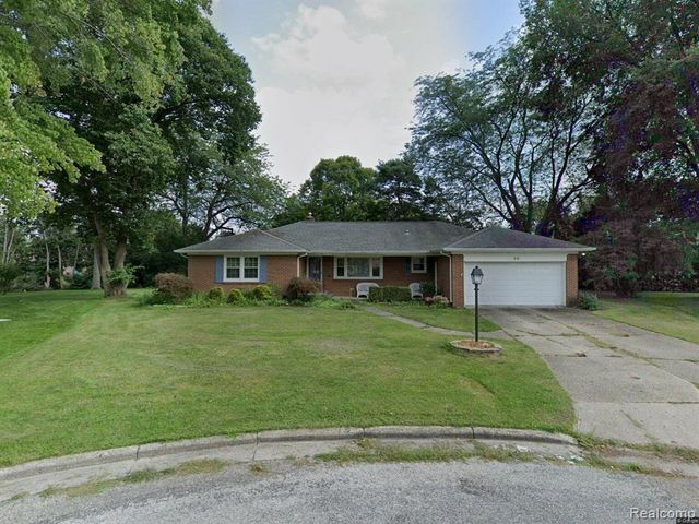50 Shadyside Court, Saginaw, MI 48638