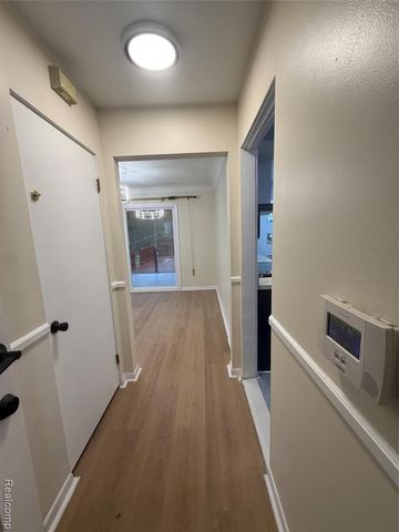 50 Shadyside Court, Saginaw, MI 48638