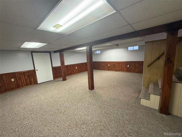 50 Shadyside Court, Saginaw, MI 48638