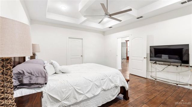 1210 Kestrel Drive, Edinburg, TX 78542