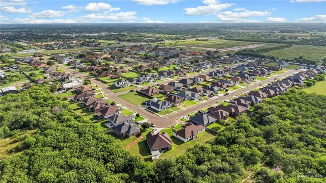 1210 Kestrel Drive, Edinburg, TX 78542