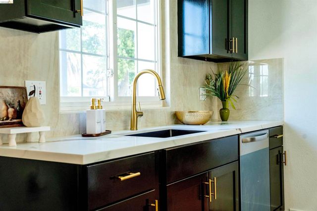 352 Terri Dr, Atwater, CA 95301