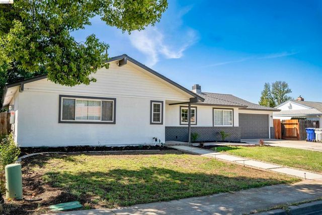 352 Terri Dr, Atwater, CA 95301