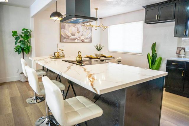 352 Terri Dr, Atwater, CA 95301