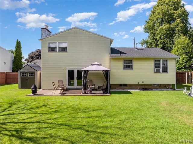 4362 Millwood Cir, Clay, NY 13090