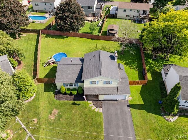 4362 Millwood Cir, Clay, NY 13090