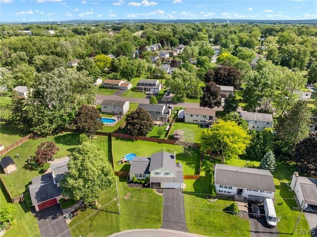 4362 Millwood Cir, Clay, NY 13090