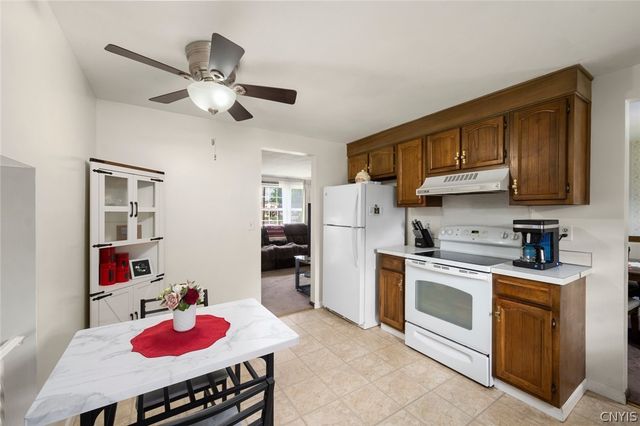 4362 Millwood Cir, Clay, NY 13090