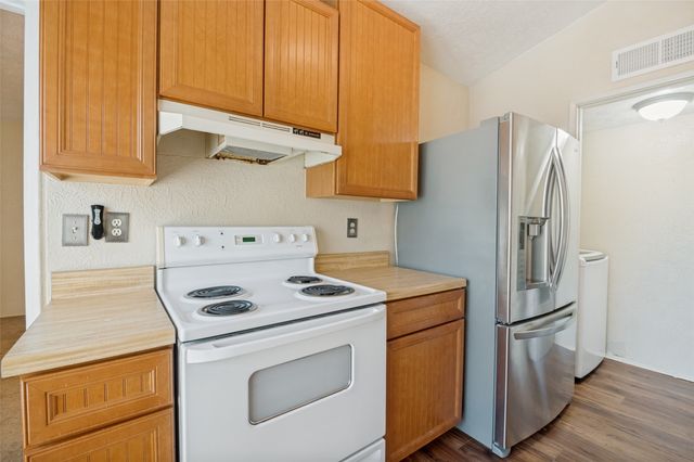 7305 Pineberry Road, Dallas, TX 75249
