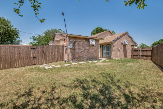 7305 Pineberry Road, Dallas, TX 75249