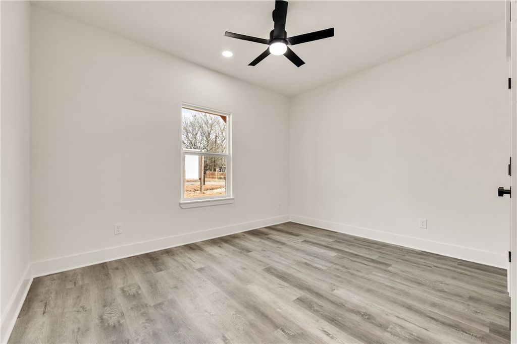 207 Lock Lane, Bryan, TX 77803 — photo 5