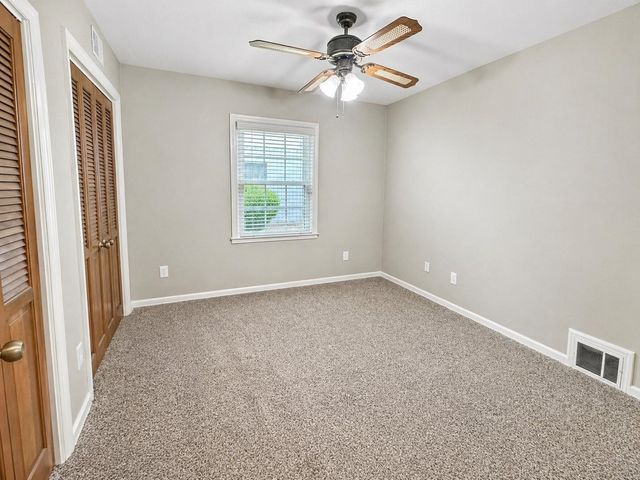 2148 RIVERDALE RD, Germantown, TN 38138