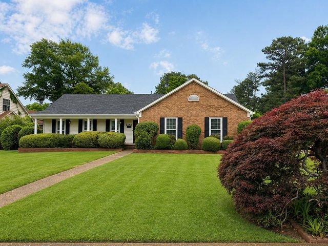 2148 RIVERDALE RD, Germantown, TN 38138