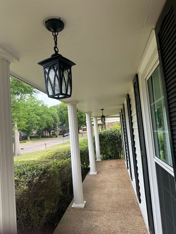 2148 RIVERDALE RD, Germantown, TN 38138