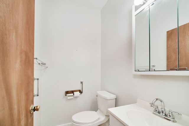 177 8th Street, Manistee, MI 49660