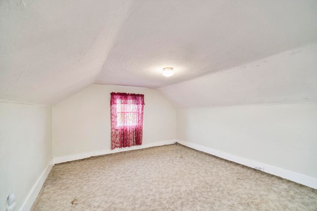 177 8th Street, Manistee, MI 49660