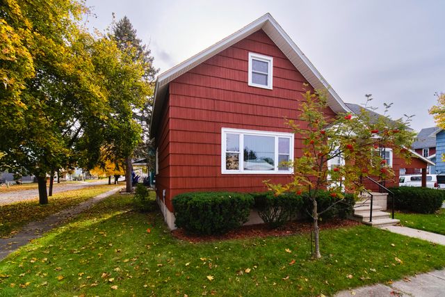 177 8th Street, Manistee, MI 49660