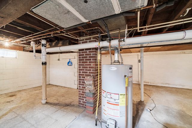 177 8th Street, Manistee, MI 49660