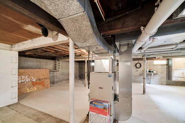 177 8th Street, Manistee, MI 49660