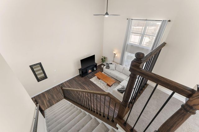 5547 Victoria Place, Crown Point, IN 46307