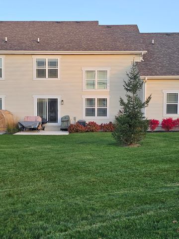 5547 Victoria Place, Crown Point, IN 46307