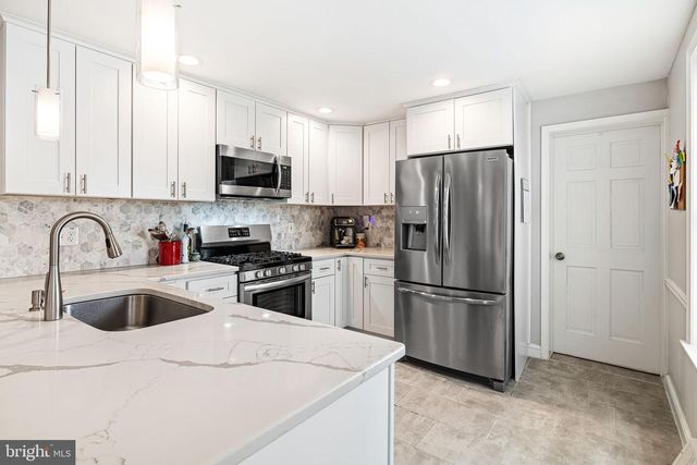 2316 PARRISH ST, Philadelphia, PA 19130