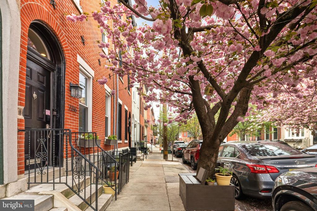 2316 PARRISH ST, Philadelphia, PA 19130