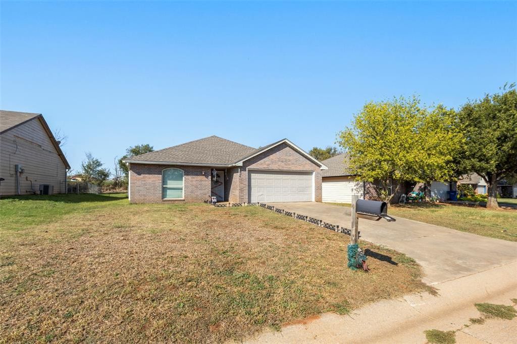 918 valleyview Road, Enid, OK 73701