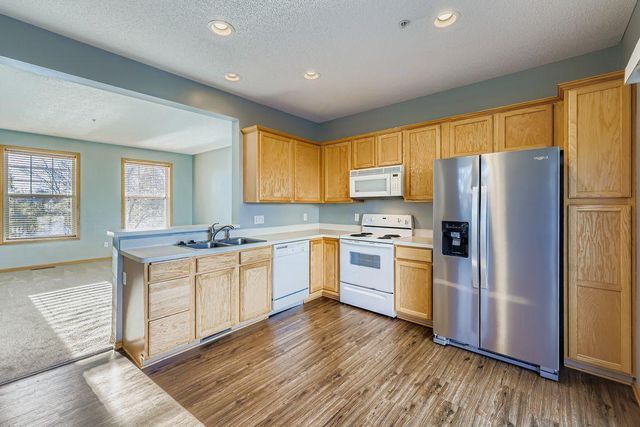 11305 Fergus Street NE F, Blaine, MN 55449