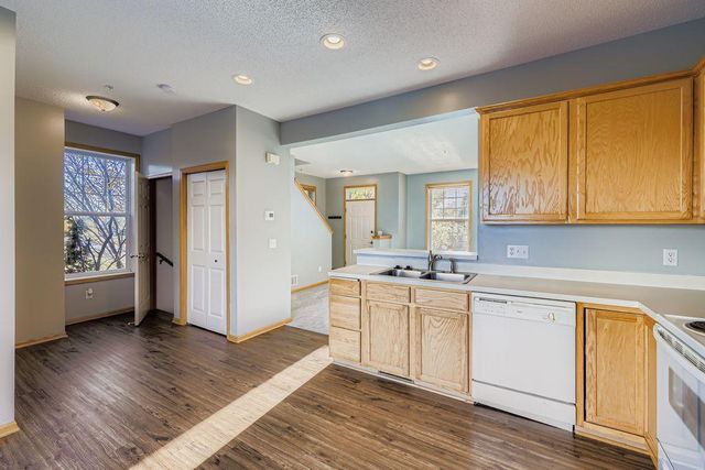 11305 Fergus Street NE F, Blaine, MN 55449