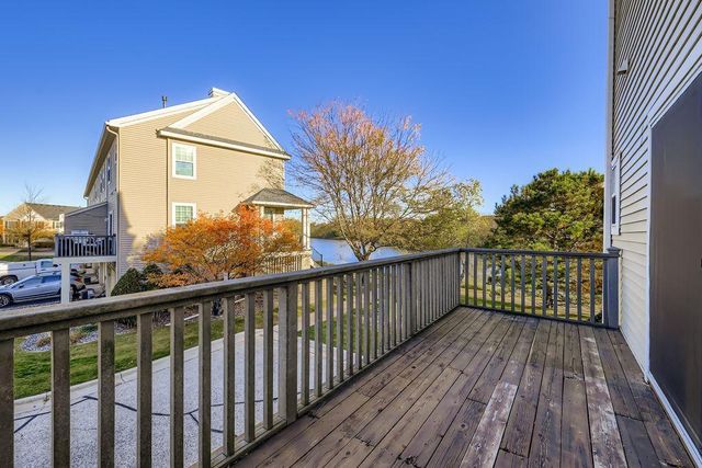 11305 Fergus Street NE F, Blaine, MN 55449