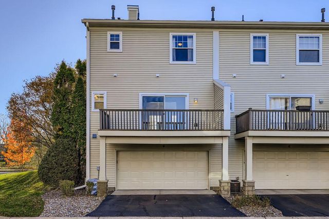 11305 Fergus Street NE F, Blaine, MN 55449