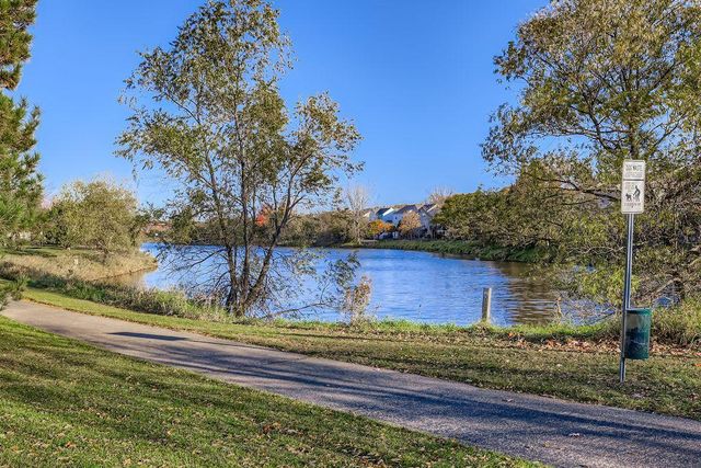 11305 Fergus Street NE F, Blaine, MN 55449