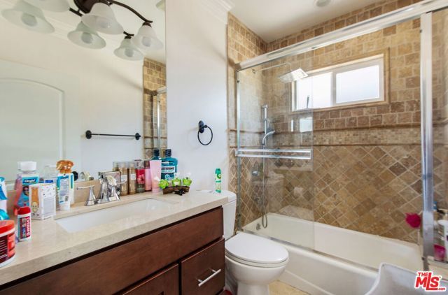 6522 Walker Avenue 7, Bell, CA 90201